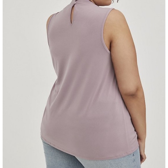 NWT Torrid Crochet Trim Mock Neck Top - Picture 3 of 9